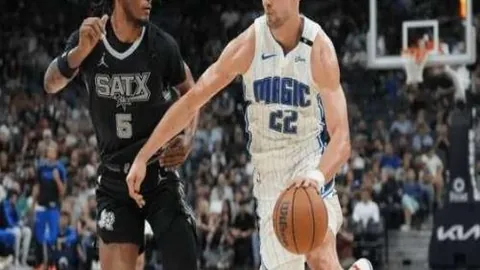 国羽瑞士赛收获四金两银，翁泓阳陈雨菲问鼎冠军